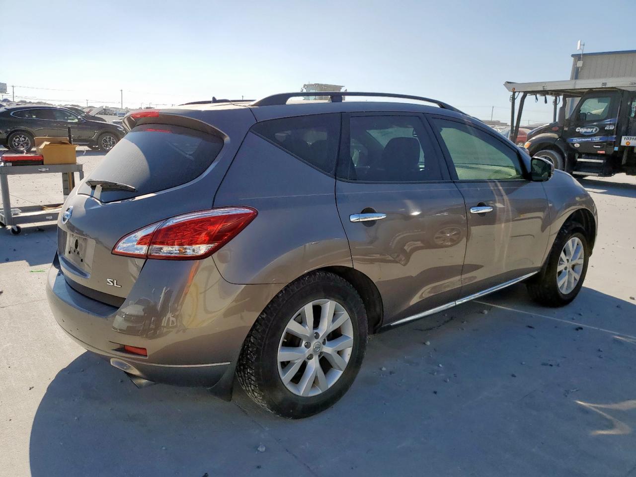 Nissan Murano S Image 2