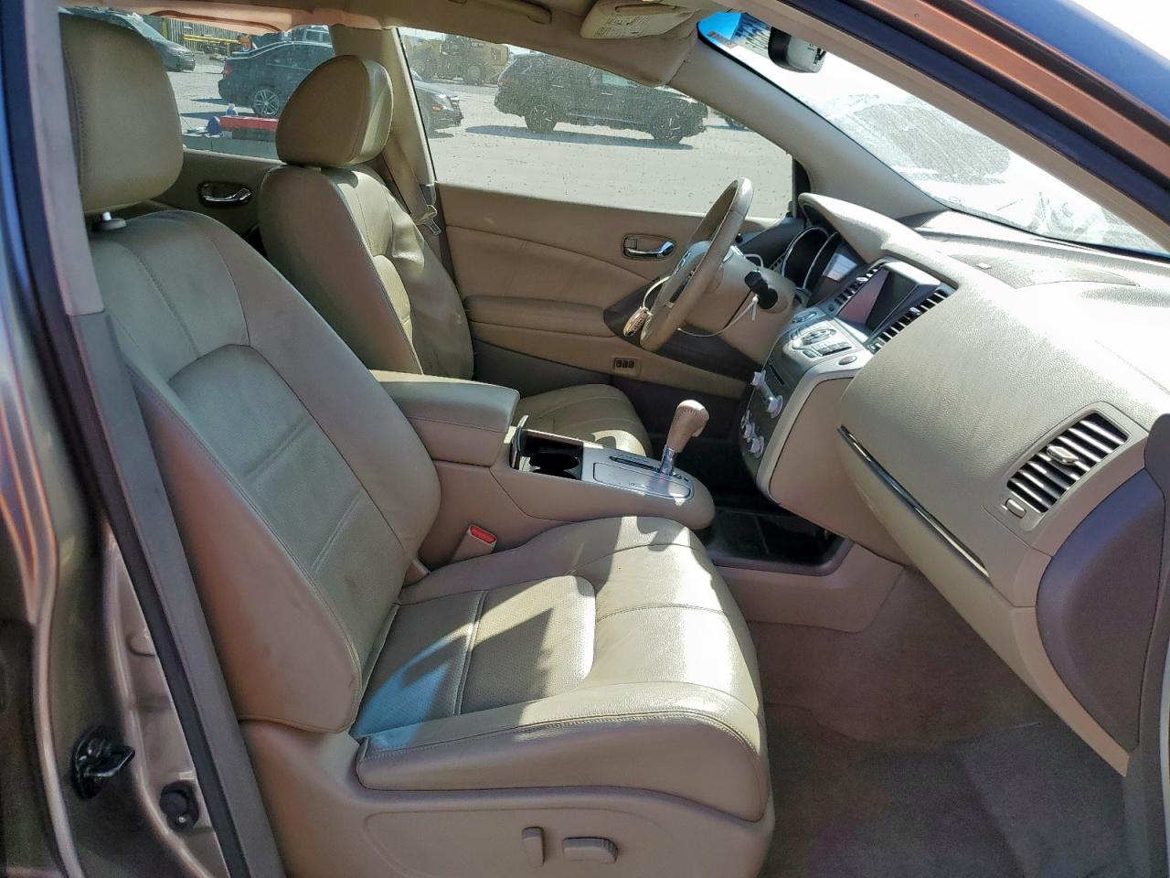 Nissan Murano S Image 5