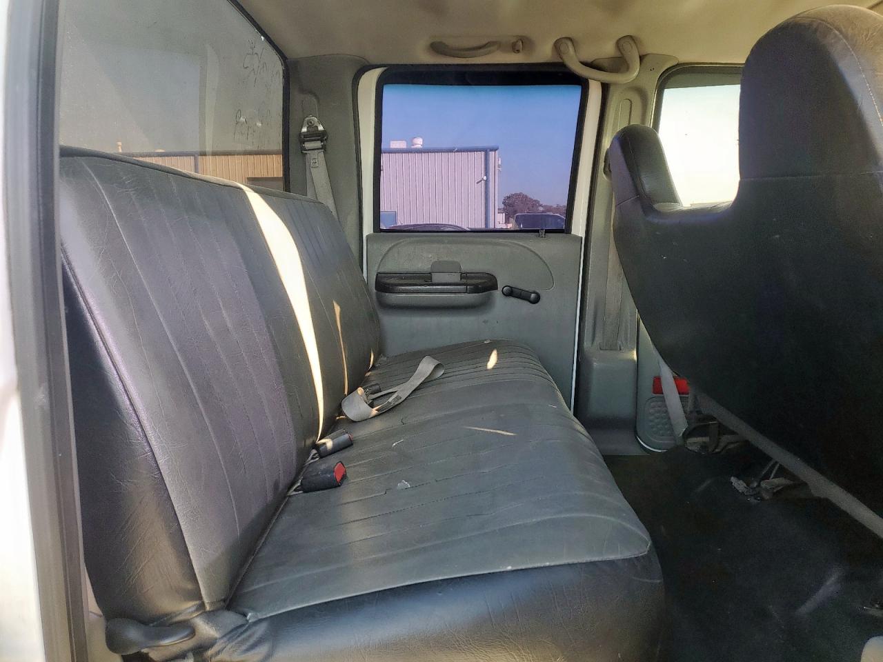 Ford F-250 Super Duty Image 2