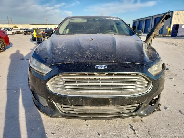 Ford Fusion Se Image 5