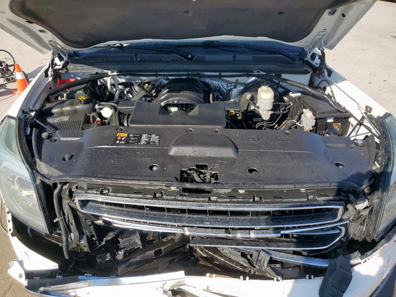 GMC Yukon K1500 Sle Image 11