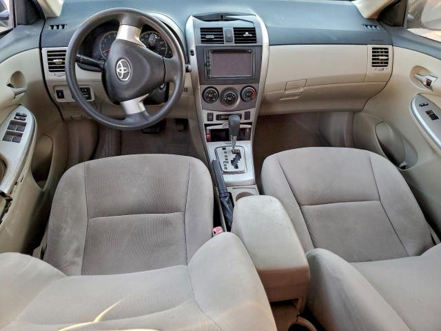 Toyota Corolla Base Image 2