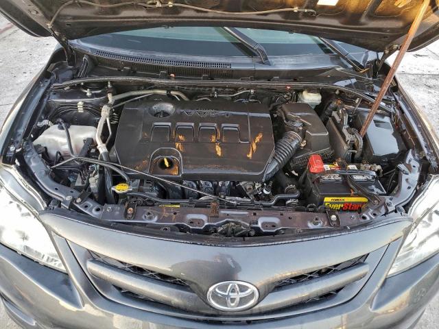 Toyota Corolla Base Image 6