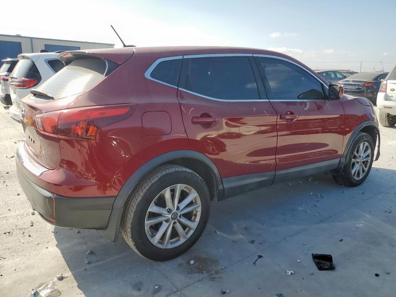 Nissan Rogue S Image 5