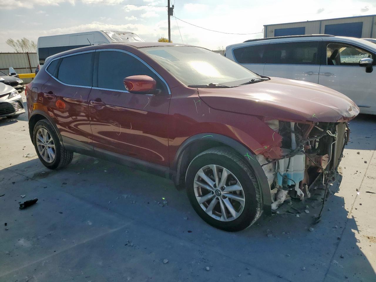 Nissan Rogue S Image 2