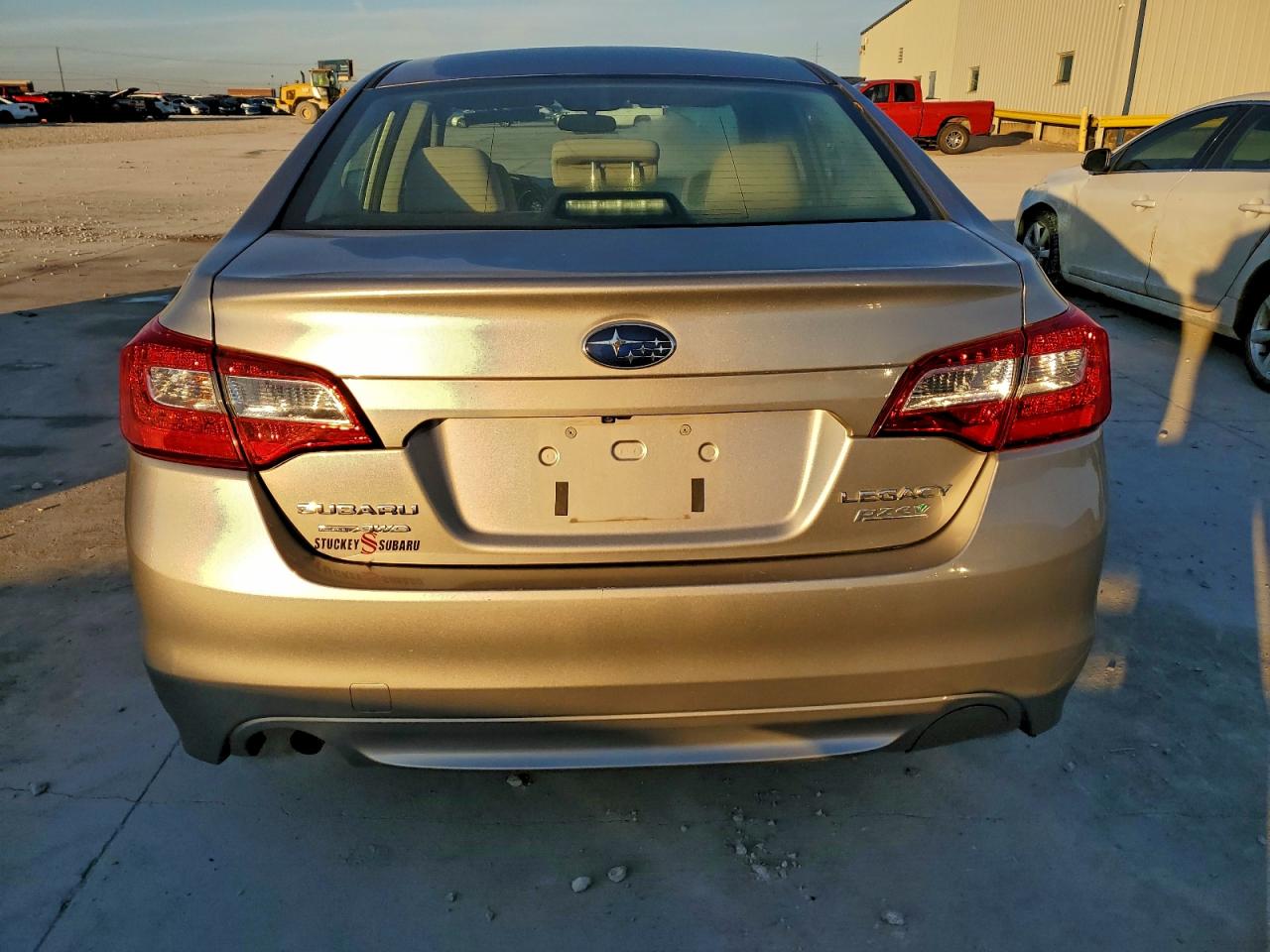 Subaru Legacy 2.5i Image 3