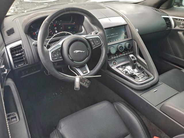 Jaguar F-TYPE R Image 3