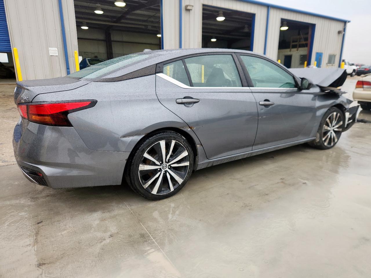 Nissan Altima Sr Image 3