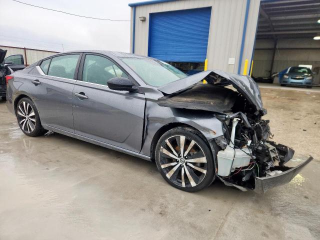 Nissan Altima Sr Image 11