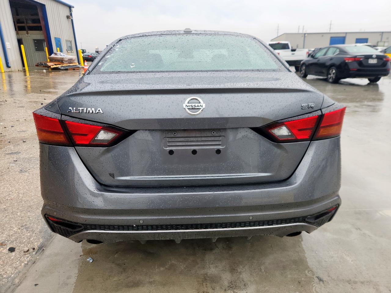 Nissan Altima Sr Image 7