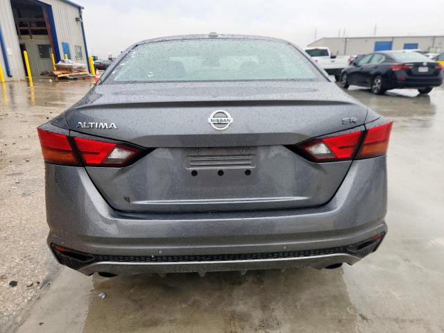 Nissan Altima Sr Image 7