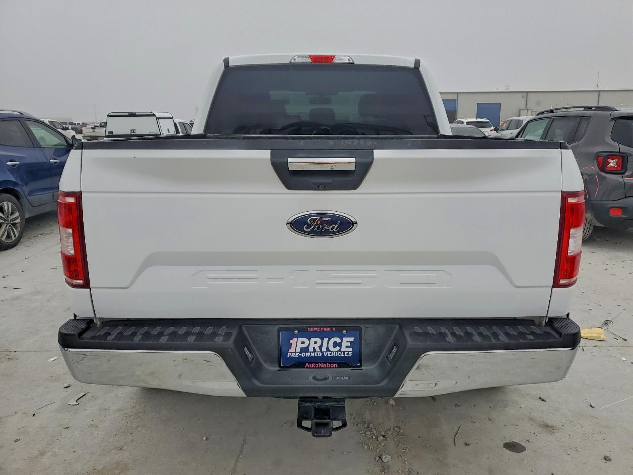 Ford F-150 Supercrew Image 3