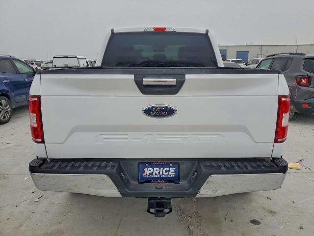 Ford F-150 Supercrew Image 3