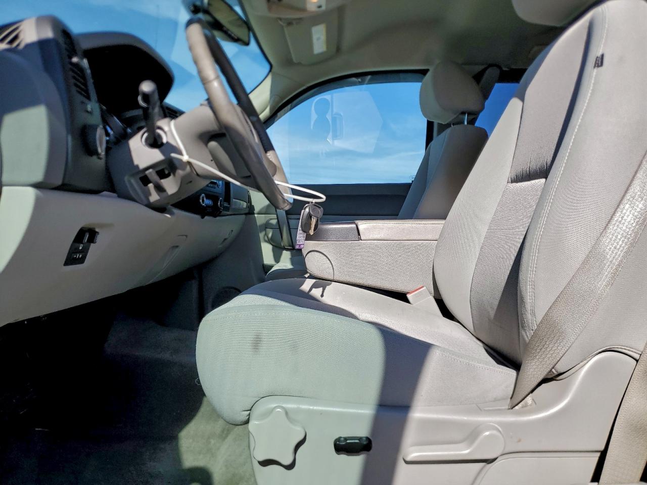 GMC Sierra K1500 Sle Image 7