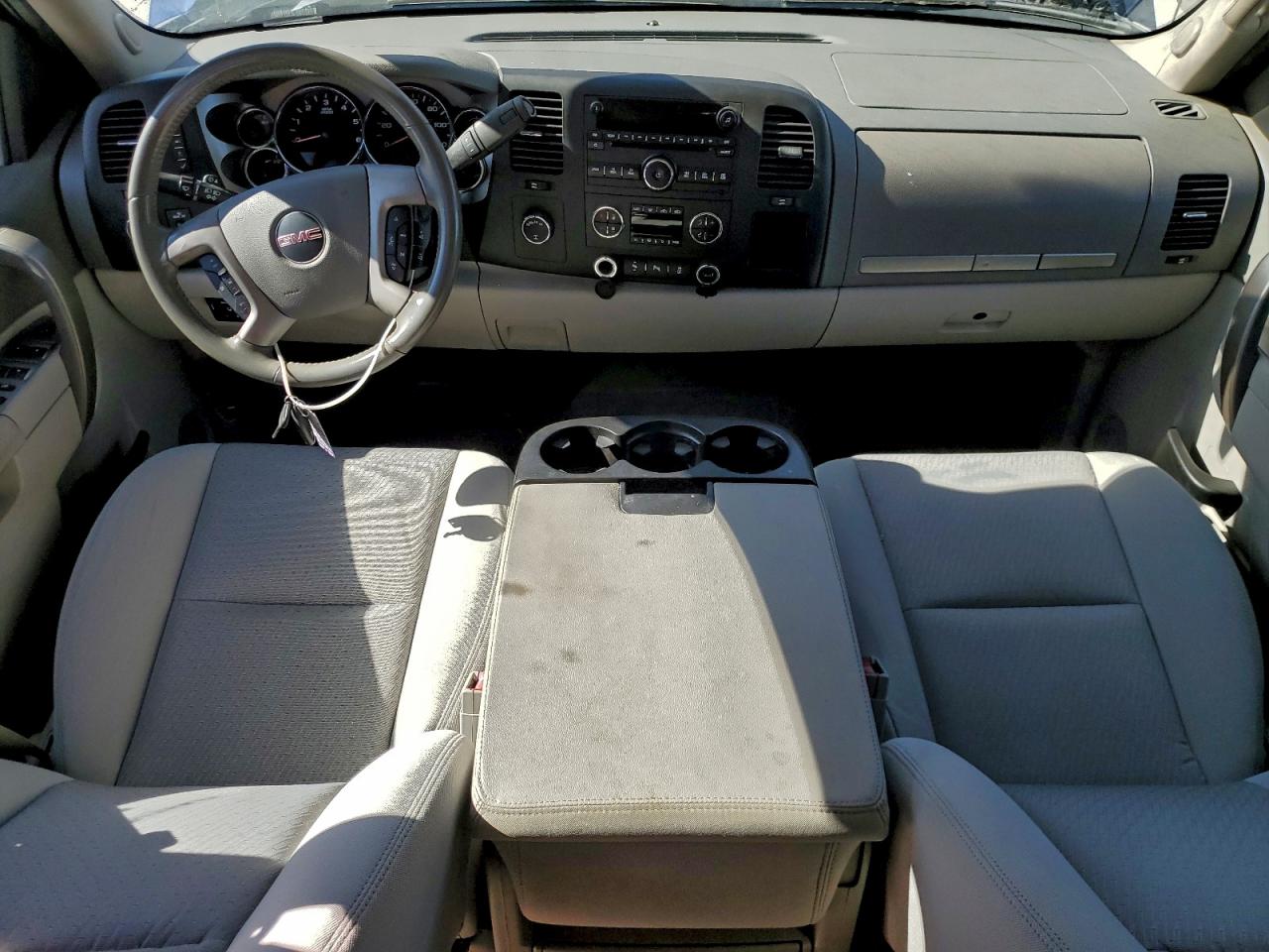 GMC Sierra K1500 Sle Image 9