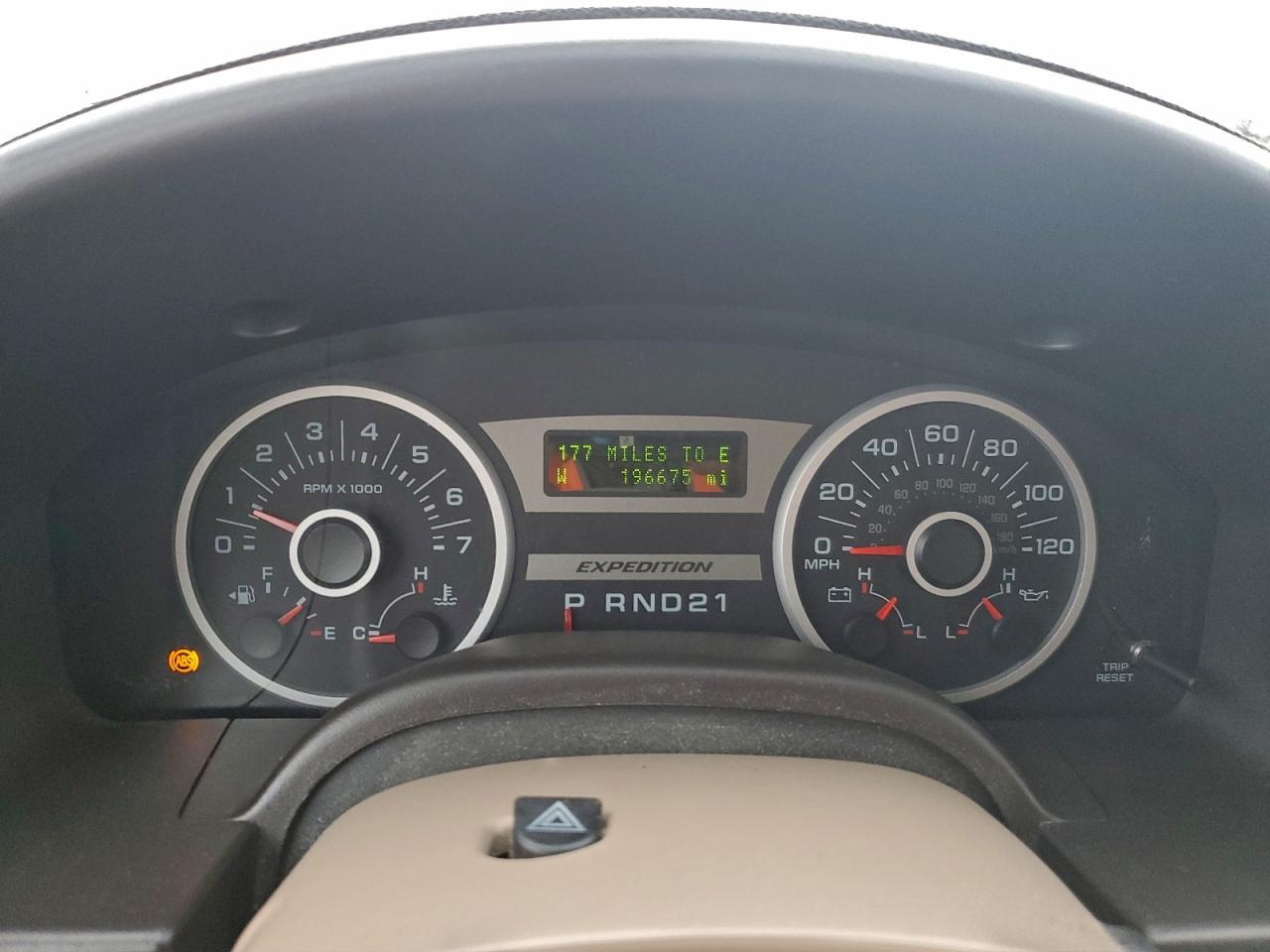 Ford Expedition Eddie Bauer Image 2