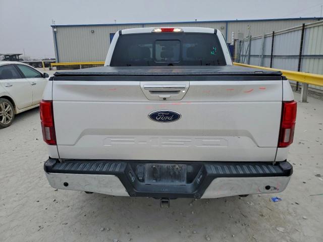 Ford F-150 Supercrew Image 9