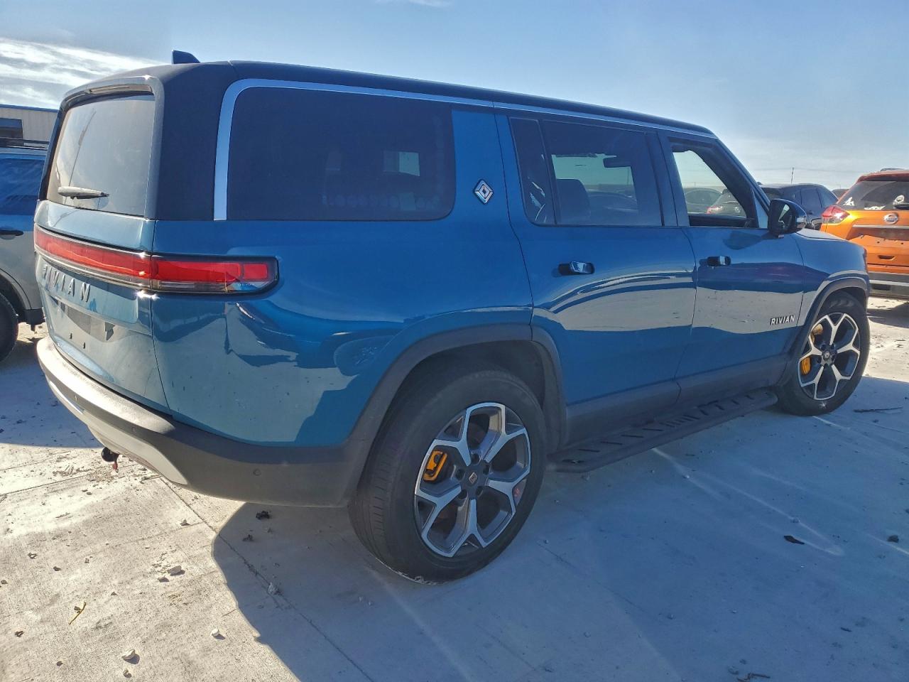 Rivian Ris Adventure Image 2