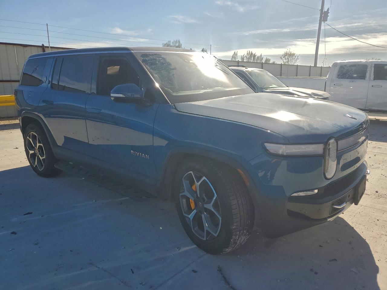Rivian Ris Adventure Image 6