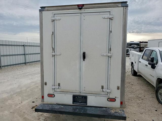 Chevrolet Express Image 6