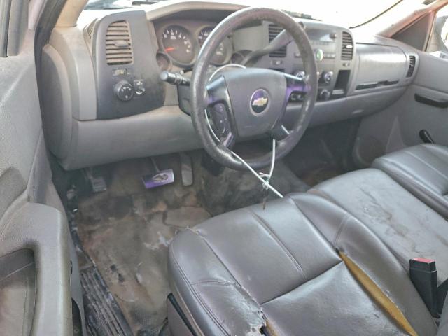 Chevrolet Silverado C1500 Image 10