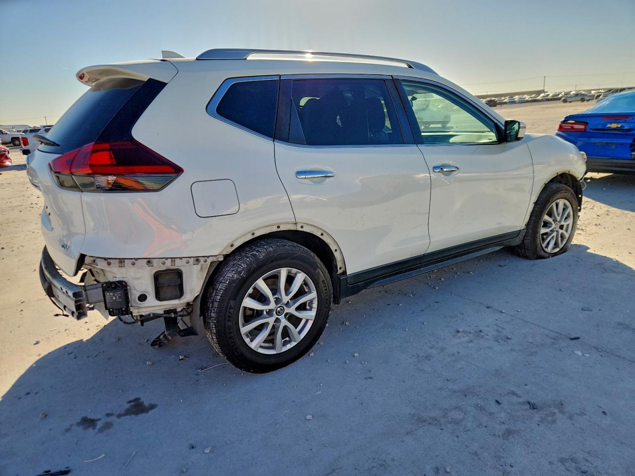 Nissan Rogue S Image 3