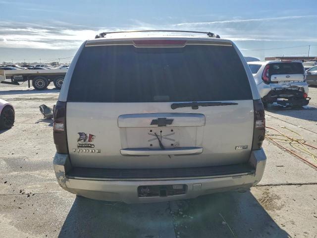 Chevrolet Tahoe C1500 Image 9