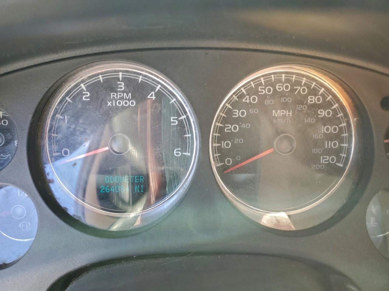 Chevrolet Tahoe C1500 Image 12