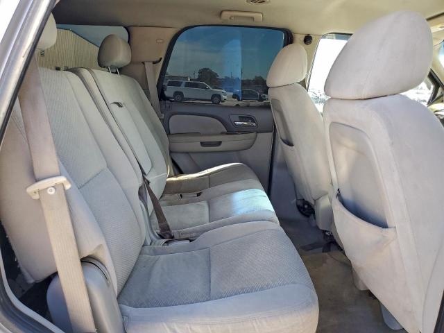 Chevrolet Tahoe C1500 Image 13