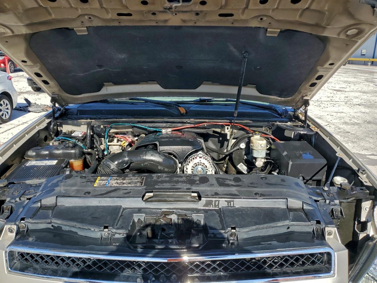 Chevrolet Tahoe C1500 Image 11