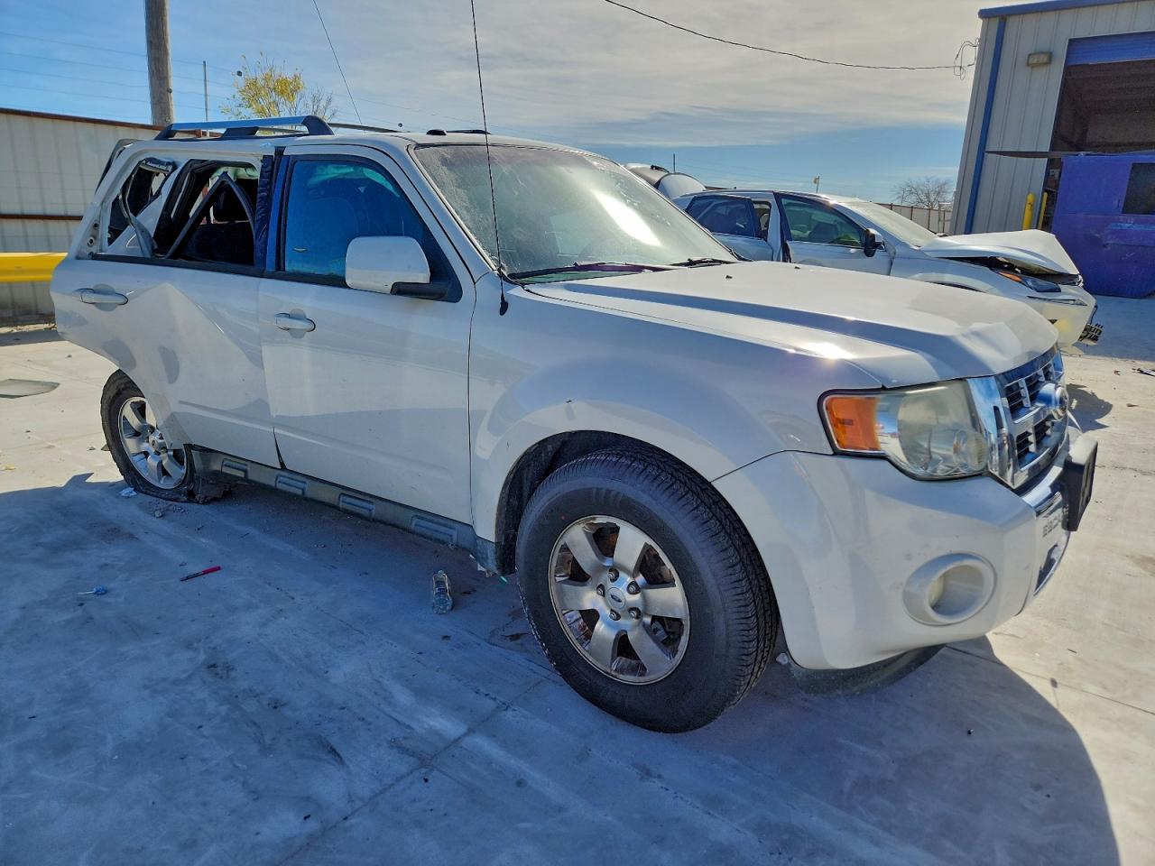 Ford Escape Limited Image 3