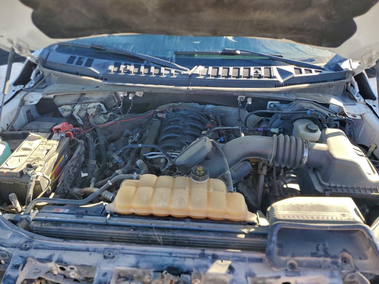 Ford F-150 Super Cab Image 9