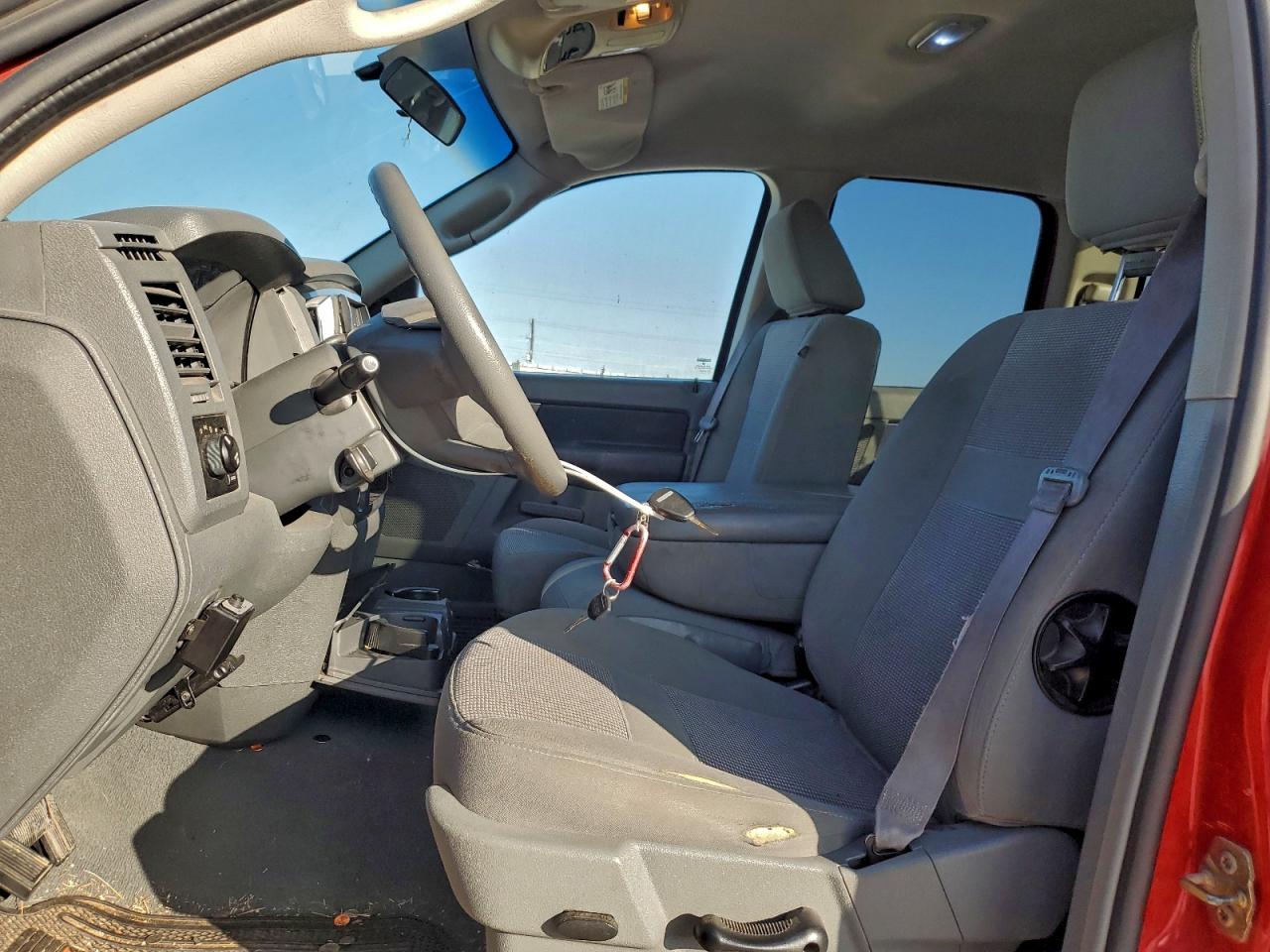 Dodge Ram 1500 St Image 2