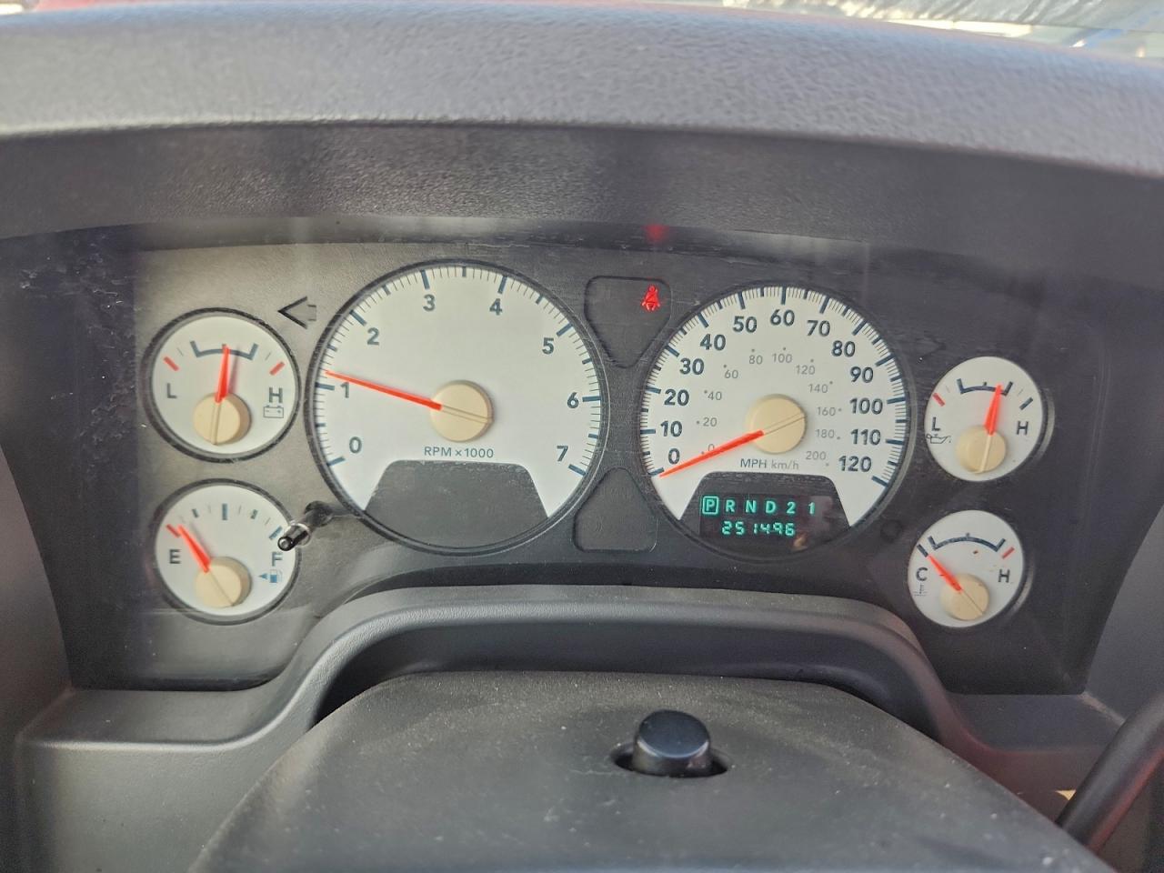 Dodge Ram 1500 St Image 9