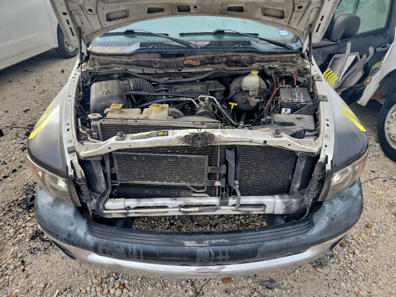 Dodge Ram 2500 St Image 9