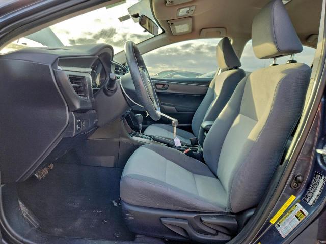 Toyota Corolla L Image 12