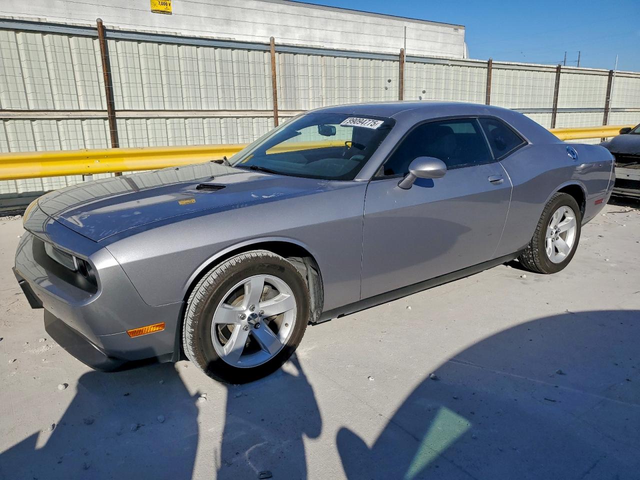 Dodge Challenger Sxt Image 1