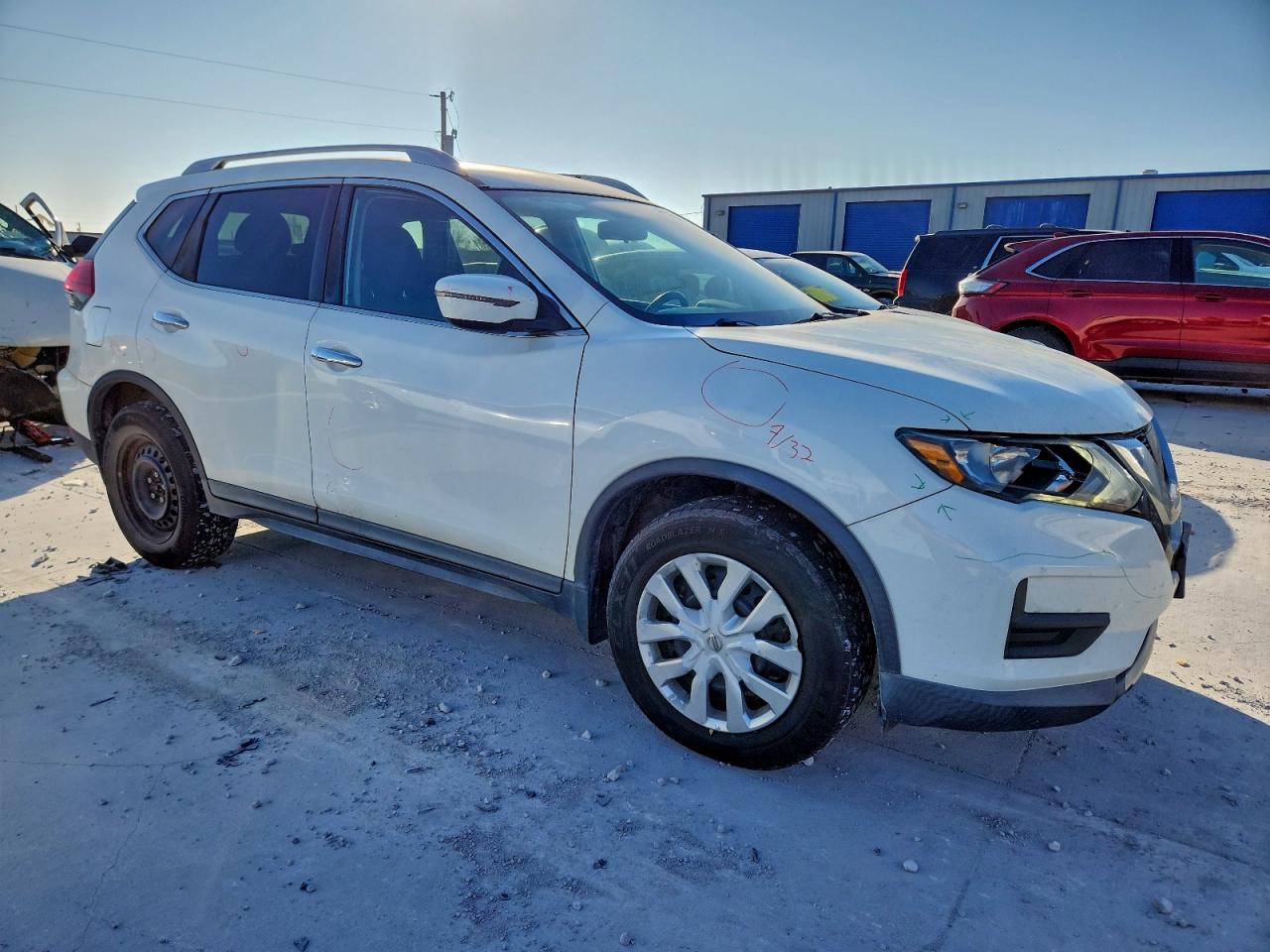 Nissan Rogue S Image 4