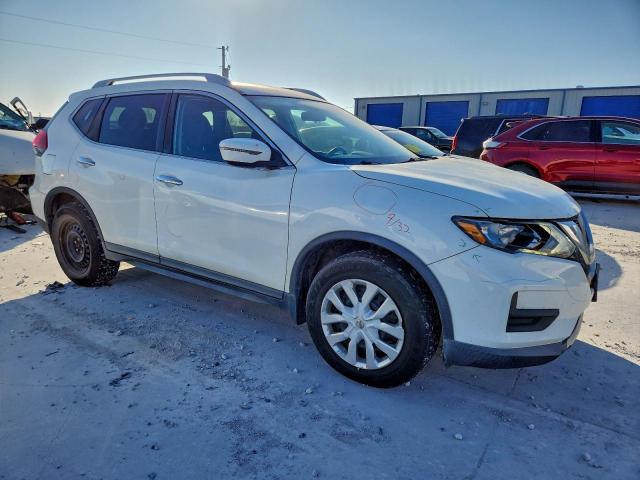 Nissan Rogue S Image 4