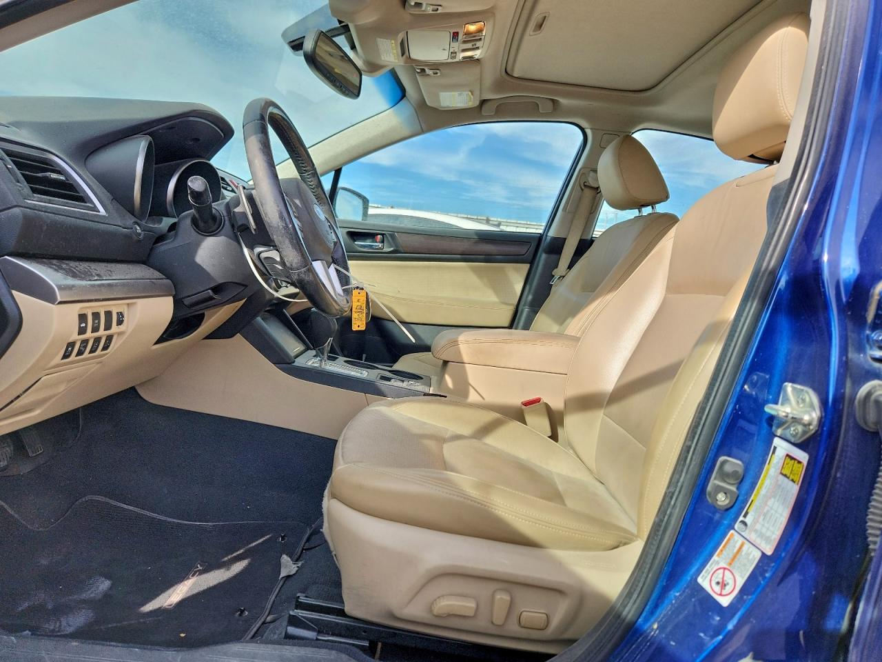 Subaru Legacy 2.5i Limited Image 2