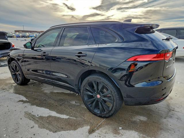 Jaguar F-PACE S Image 2