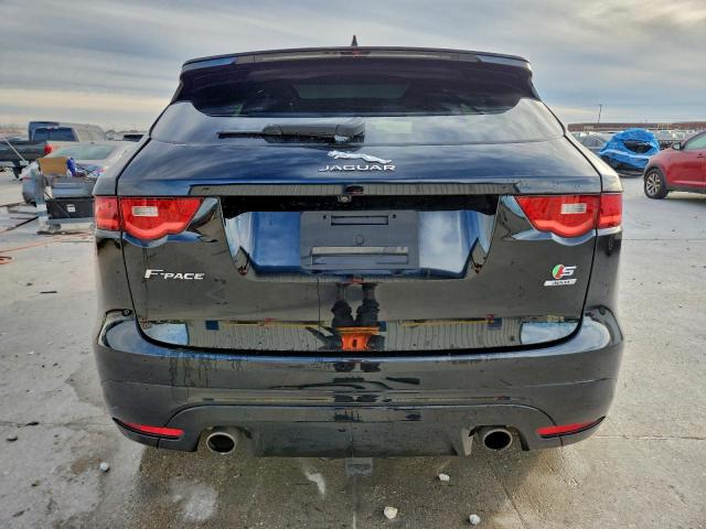 Jaguar F-PACE S Image 4
