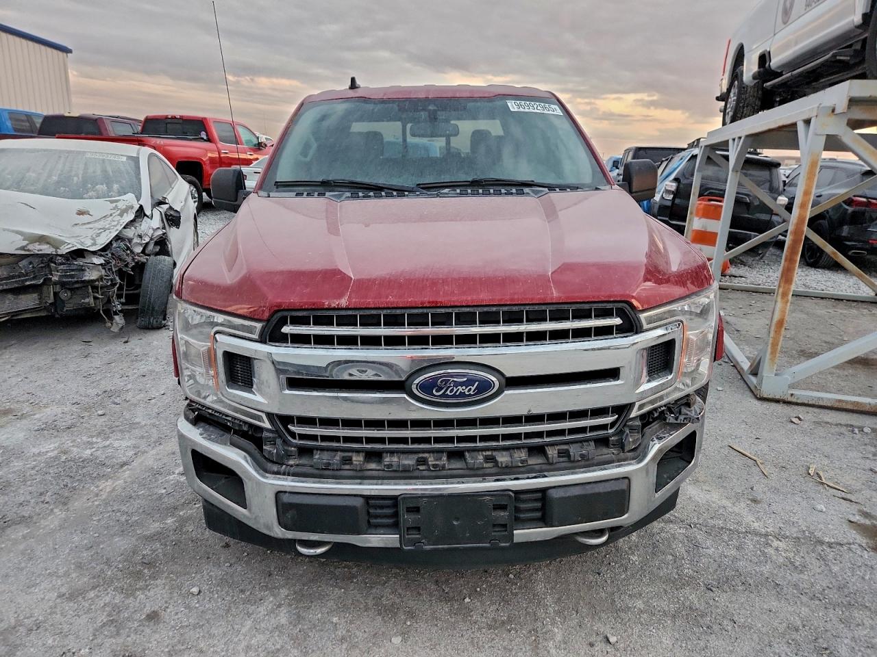 Ford F-150 Supercrew Image 7