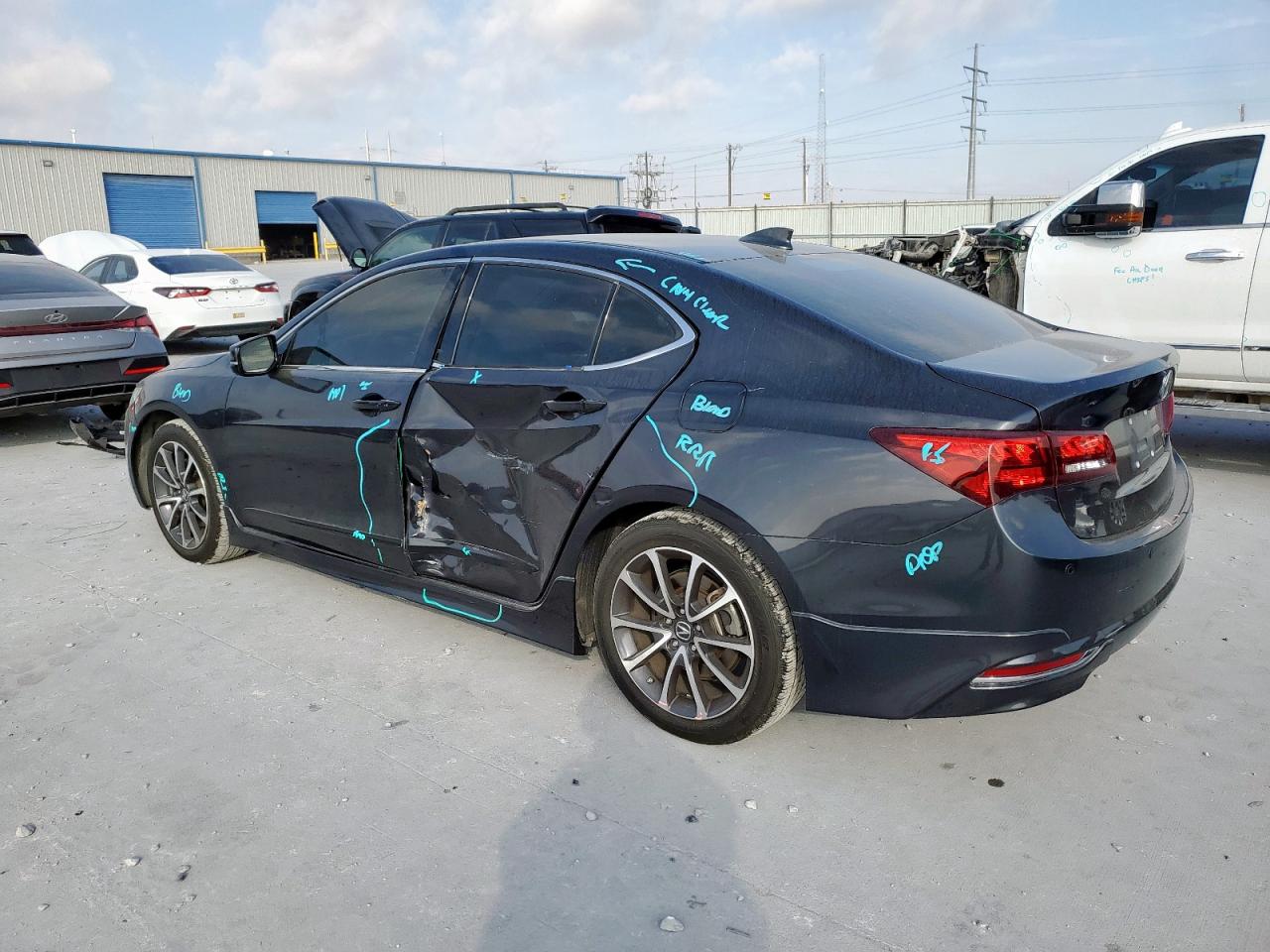 Acura TLX Advance Image 11